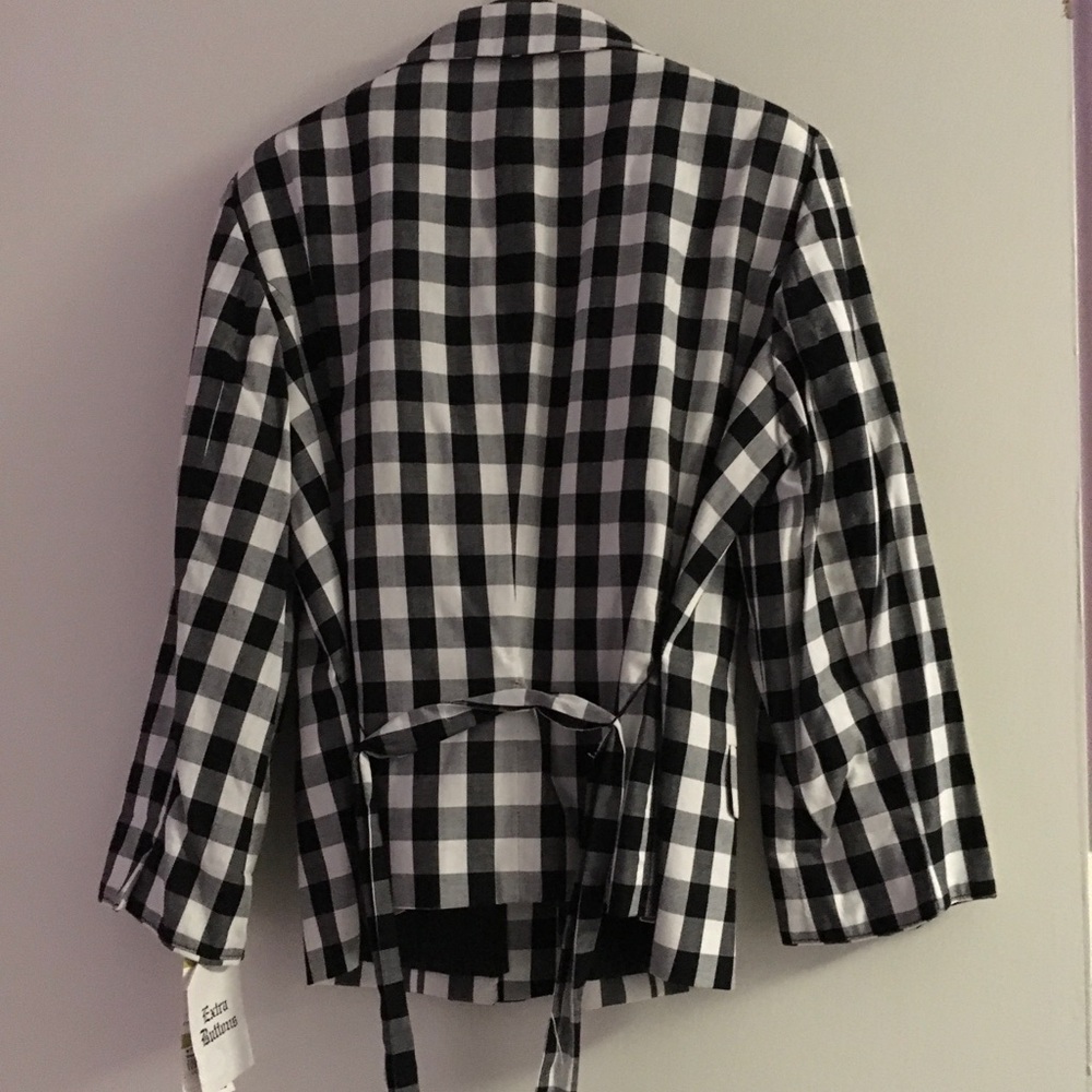 JM Collection Jacket - Picture 2 of 2